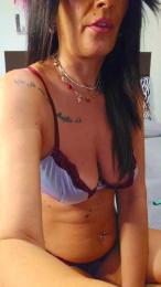 Evva_kiss webcam model stream image