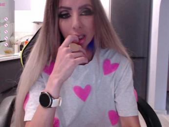 blondalina webcam bongacams model stream image