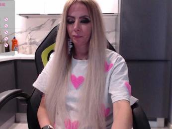 blondalina webcam bongacams model stream image