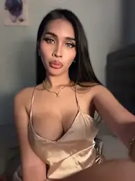 PrettyYoungHugeCockTS webcam stripchat model stream image