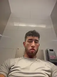 liam_bronw webcam model stream image