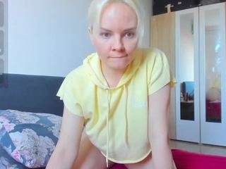 cosmicwarrior webcam camsoda model stream image