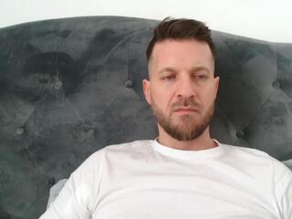 Hadess webcam model stream image