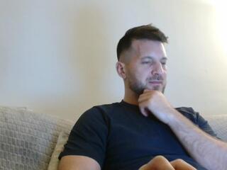 Hadess webcam model stream image