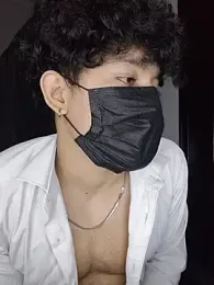 roxiii_ webcam model stream image