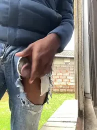 bmw65443 webcam model stream image