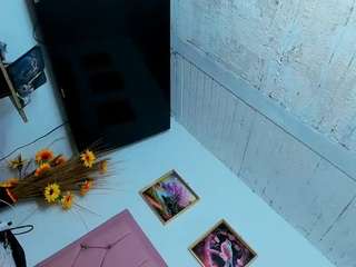 clodymalla22 webcam model stream image