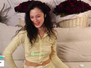 Taanni webcam bongacams model stream image