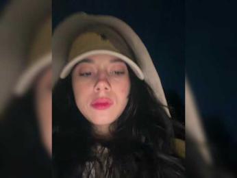 Taanni webcam bongacams model stream image