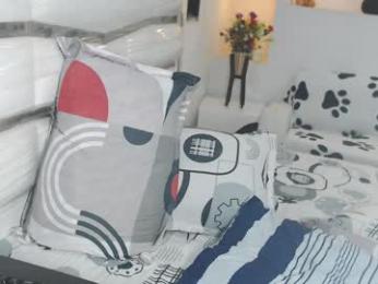 yinaross webcam chaturbate model stream image