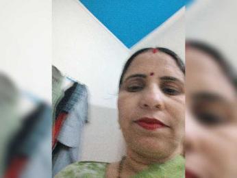 Ahilya8461 webcam model stream image
