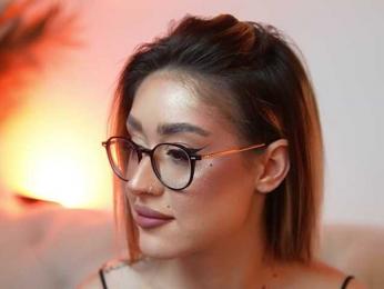 AileenKiss webcam model stream image