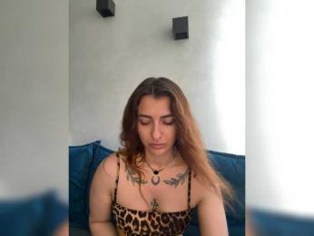 WILDGIRL webcam model stream image
