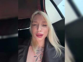 Cristi-Candy webcam model stream image