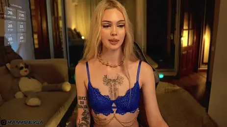 ManiFreyja webcam stripchat model stream image