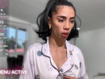 trixieemerald webcam model stream image