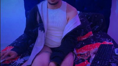 zoren33 webcam model stream image