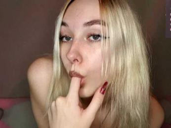 MisaMew webcam model stream image