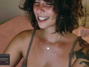 DeliFlower webcam bongacams model stream image