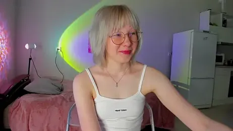 Allettaevee webcam model stream image