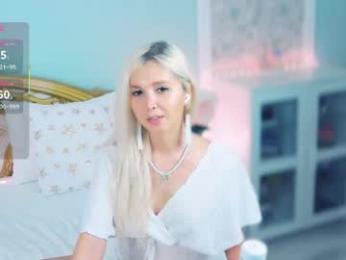 amoramias webcam chaturbate model stream image