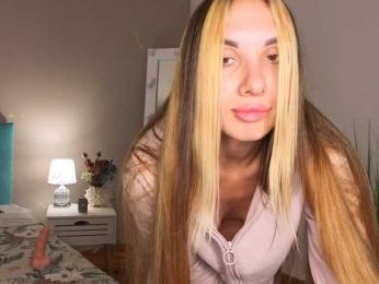 MissAmeliia webcam preview
