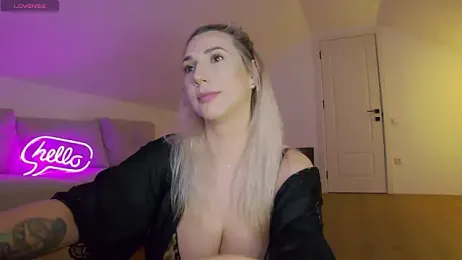 KhloeK webcam stripchat model stream image