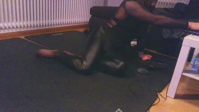 selfbond webcam cam4 model stream image