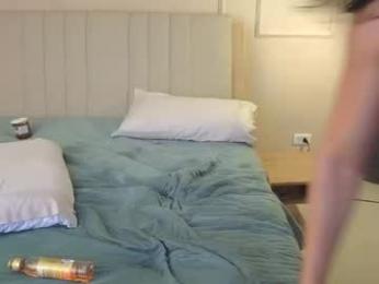 mr_danni_ webcam model stream image