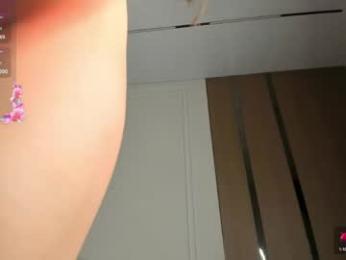 zirael_swan webcam model stream image