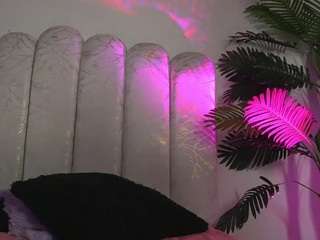 mia-sweetie1 webcam model stream image