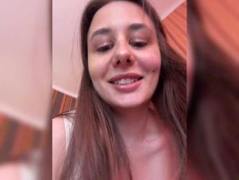 MonaVine webcam bongacams model stream image