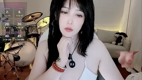 Evangelin-e webcam stripchat model stream image