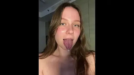 elisadikotti webcam stripchat model stream image