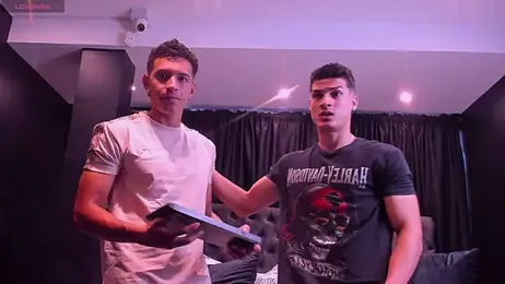 privacy_friends webcam model stream image