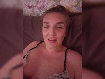 -Frida- webcam model stream image