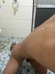 Graymenn webcam model stream image