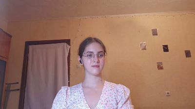 RoxanaKneisler webcam cam4 model stream image