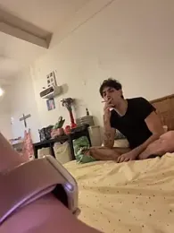 Teenchunli webcam model stream image