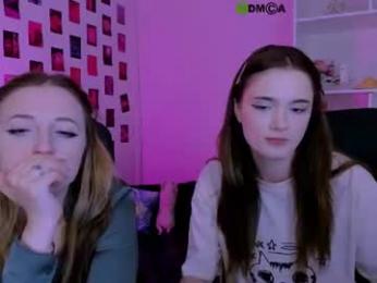 luna_berryy webcam model stream image