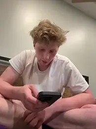 Novvikk88 webcam model stream image