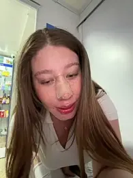 roouse webcam stripchat model stream image