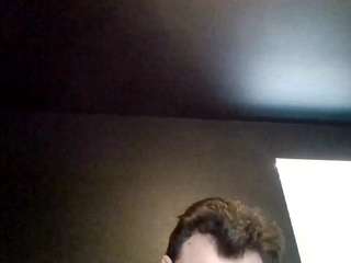 tallhungcloudyy webcam model stream image