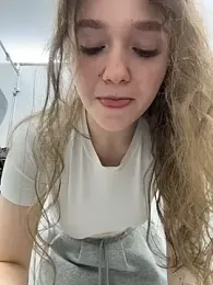 RussianWoman webcam stripchat model stream image