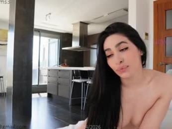 lucycums webcam model stream image