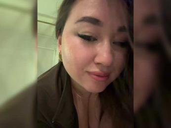 sweetie webcam bongacams model stream image