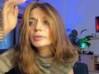 Iloveyou111 webcam bongacams model stream image