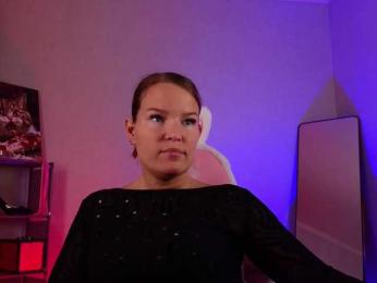 Lady_Shine webcam model stream image