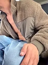 Zeefy webcam stripchat model stream image