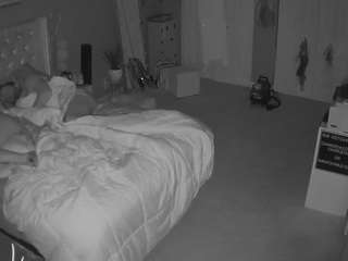 voyeurcam-house-charleys-room webcam model stream image
